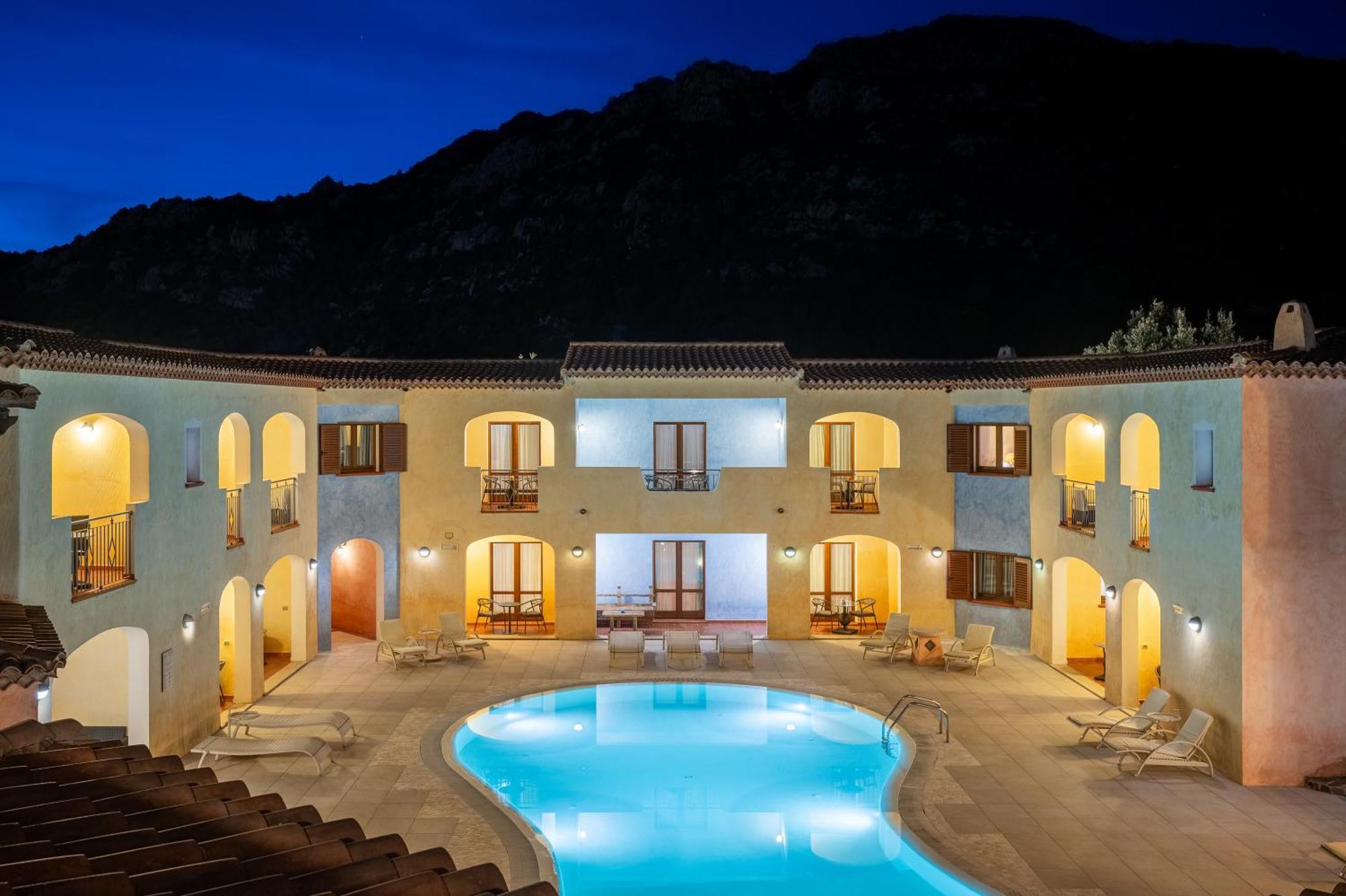 Hotel Monti Di Mola Porto Cervo Exterior foto